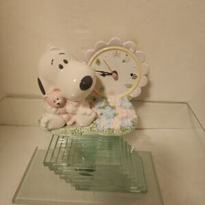 Vintage Hallmark Snoopy Nursery Clock Tested Works